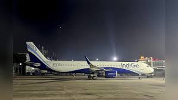 Indigo Flight Crisis : इंडिगो संकट बरकरार, शुक्रवार को भी सैकड़ों उड़ानें रद Indigo Flight Crisis : इंडिगो संकट बरकरार, शुक्रवार को भी सैकड़ों उड़ानें रद