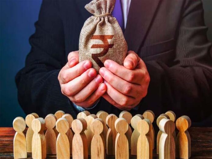 Loans: जानें ऋण न चुकाने वालों के साथ क्या होता है? Loans: जानें ऋण न चुकाने वालों के साथ क्या होता है?