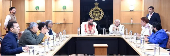 CM Nayab Saini Meeting With MPs : मुख्यमंत्री सैनी ने हरियाणा के सांसदों के साथ की बैठक, विकास कार्यों पर हुई चर्चा CM Nayab Saini Meeting With MPs : मुख्यमंत्री सैनी ने हरियाणा के सांसदों के साथ की बैठक, विकास कार्यों पर हुई चर्चा