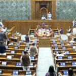 Parliament Winter Session: PM मोदी पर कथित अपशब्दों को लेकर संसद में हंगामा, BJP ने सोनिया गांधी से माफी की मांग की