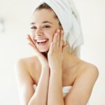 Skin Care Tips: प्रदूषण ने छीन ली है चेहरे की चमक तो इन बातों का रखें ख्याल – शहनाज़ हुसैन