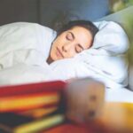 Vastu Tips: जानें किस दिशा में सिर करके सोना होता है शुभ?