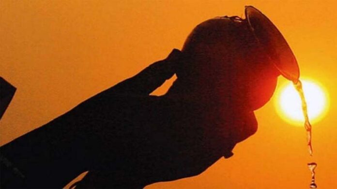 Surya Dev Upay: खरमास में सूर्यदेव को कैसे करें प्रसन्न? Surya Dev Upay: खरमास में सूर्यदेव को कैसे करें प्रसन्न?