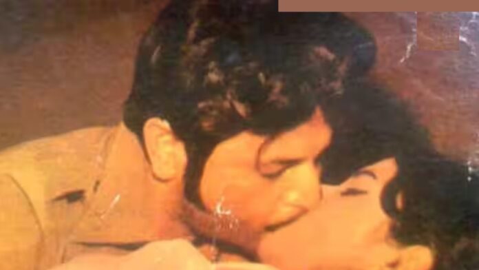 Actress Kissing Scene Controversy: 56 साल पहले सेट पर शर्मनाक हरकत! नाबालिग एक्ट्रेस से जबरन Kiss Actress Kissing Scene Controversy: 56 साल पहले सेट पर शर्मनाक हरकत! नाबालिग एक्ट्रेस से जबरन Kiss