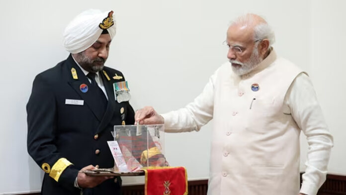 armed-forces-flag-day-prime-minister-modi-and-rajnath-singh-congratulated-the-armed-forces-and-praised-their-bravery-and-sacrifice