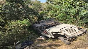 Rajasthan Accident : राजस्थान के पाली जिले में गहरी खाई में गिरी जीप, तीन की मौत, 25 घायल Rajasthan Accident : राजस्थान के पाली जिले में गहरी खाई में गिरी जीप, तीन की मौत, 25 घायल