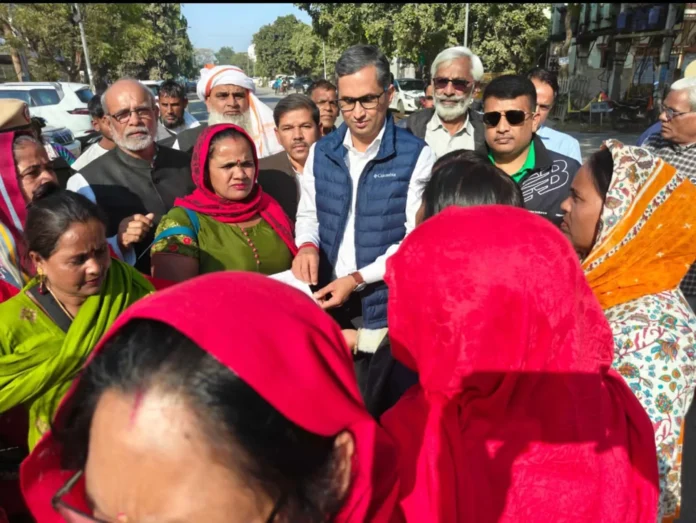 Mid-day Meal Workers : मिड-डे-मील वर्करों ने प्रधानमंत्री के नाम सौंपा ज्ञापन